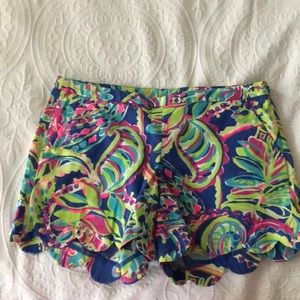 Lilly Pulitzer Scallop Shorts
